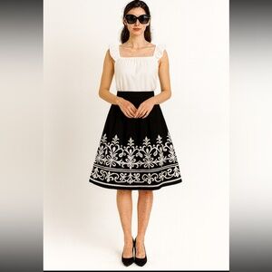 INC International Concepts Black Aline Embroidered Floral Pattern Skirt‎ Size 14